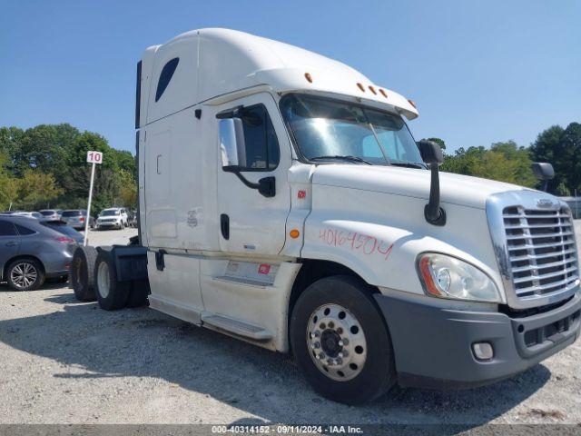  Salvage Freightliner Cascadia 125