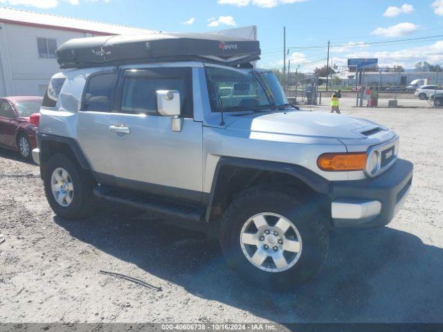  Salvage Toyota FJ Cruiser