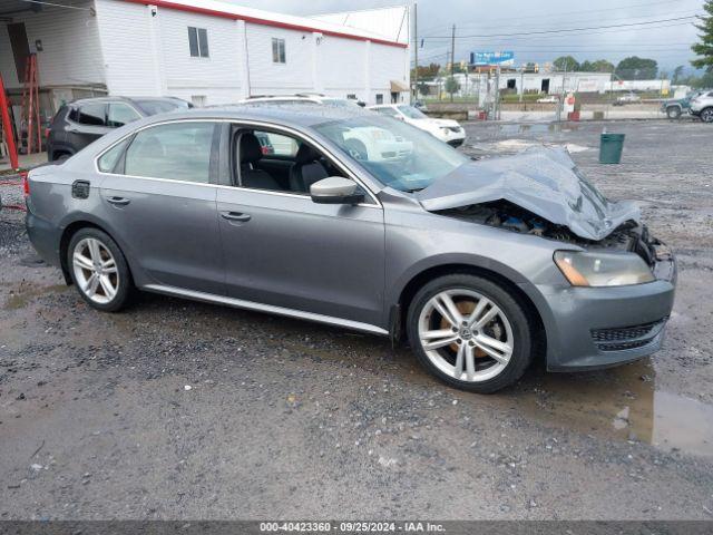  Salvage Volkswagen Passat