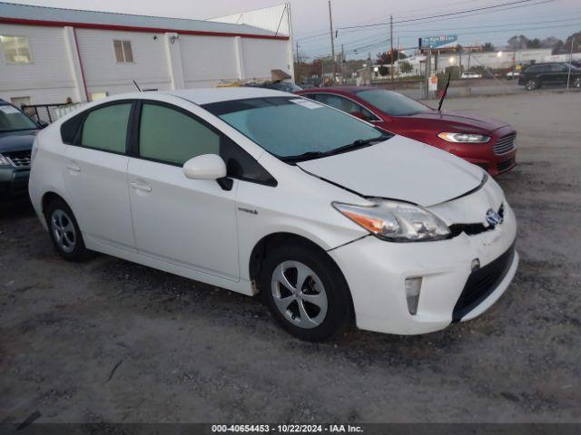  Salvage Toyota Prius