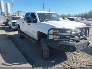  Salvage Chevrolet Silverado 2500