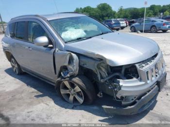  Salvage Jeep Compass