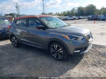  Salvage Nissan Kicks