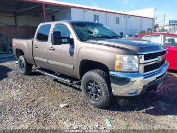  Salvage Chevrolet Silverado 2500