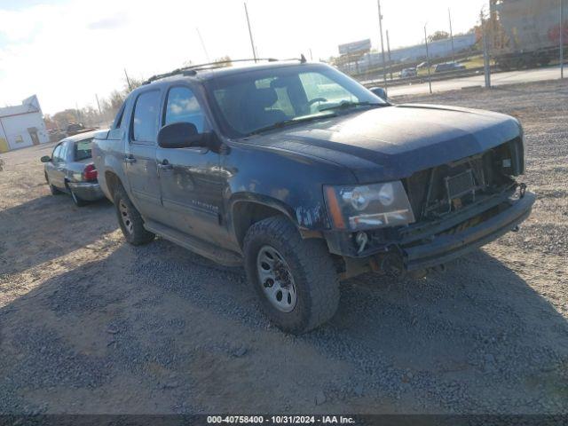  Salvage Chevrolet Avalanche