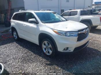  Salvage Toyota Highlander