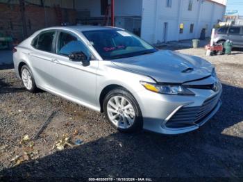  Salvage Toyota Camry