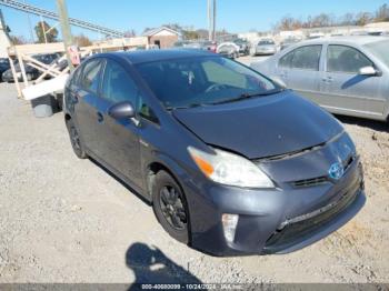  Salvage Toyota Prius