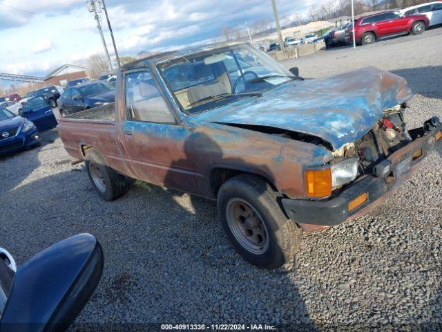  Salvage Toyota Pickup