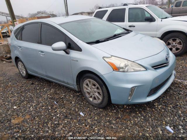  Salvage Toyota Prius v