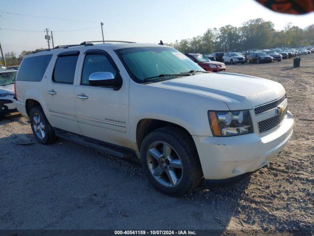  Salvage Chevrolet Suburban 1500