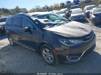  Salvage Chrysler Pacifica