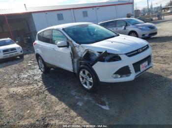  Salvage Ford Escape