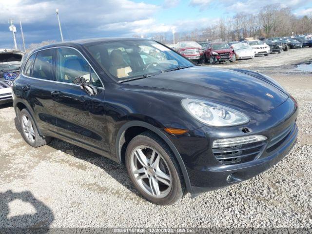  Salvage Porsche Cayenne