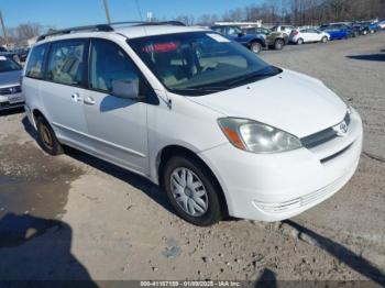  Salvage Toyota Sienna