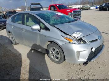  Salvage Toyota Prius