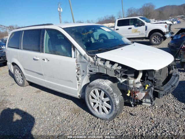  Salvage Chrysler Town & Country