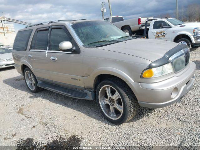  Salvage Lincoln Navigator