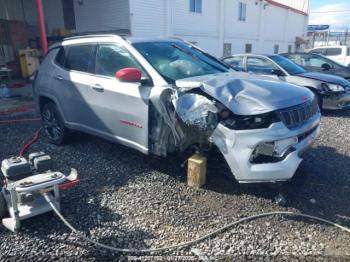  Salvage Jeep Compass