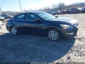  Salvage Nissan Altima