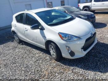  Salvage Toyota Prius c