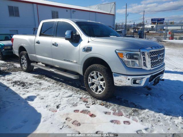  Salvage Nissan Titan