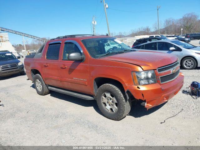  Salvage Chevrolet Avalanche 1500