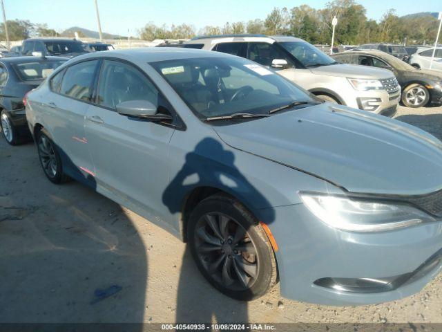 Salvage Chrysler 200