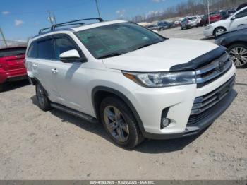  Salvage Toyota Highlander