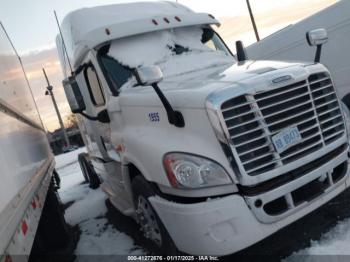  Salvage Freightliner Cascadia 125