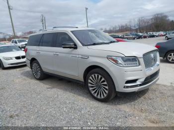  Salvage Lincoln Navigator