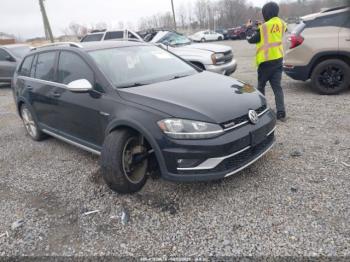  Salvage Volkswagen Golf