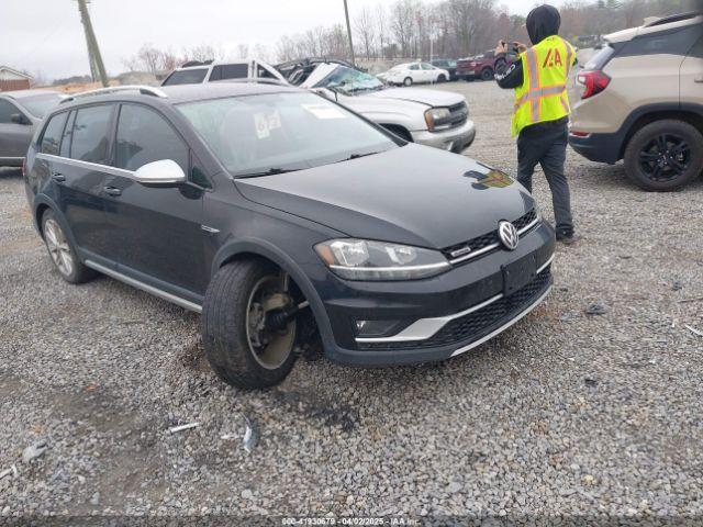  Salvage Volkswagen Golf