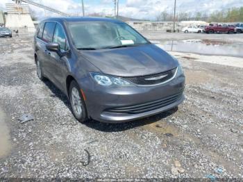  Salvage Chrysler Pacifica