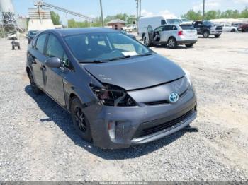  Salvage Toyota Prius