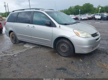  Salvage Toyota Sienna