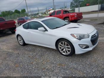  Salvage Hyundai Genesis