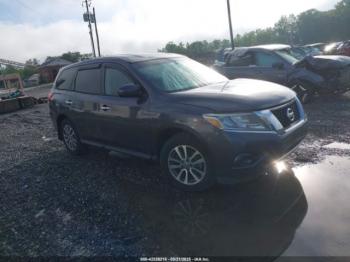  Salvage Nissan Pathfinder