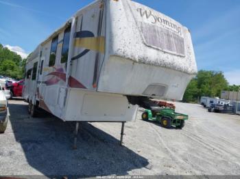  Salvage Coachmen Hmanwyomin