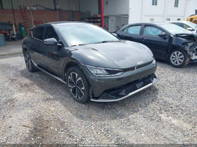  Salvage Kia EV6