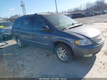  Salvage Chrysler Town & Country