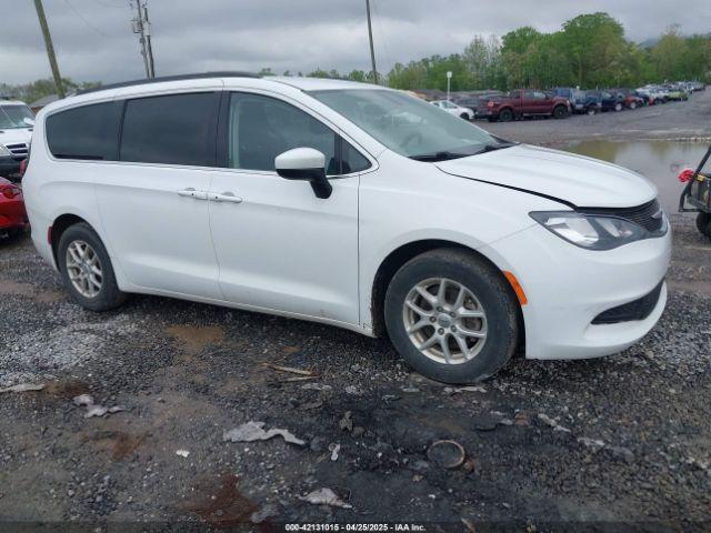  Salvage Chrysler Voyager