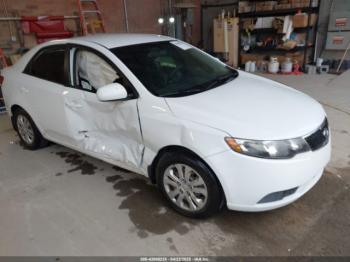  Salvage Kia Forte