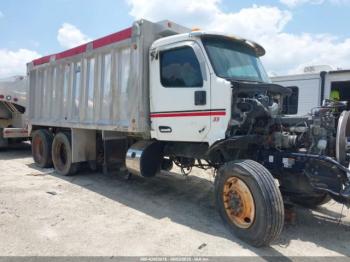  Salvage Peterbilt 567