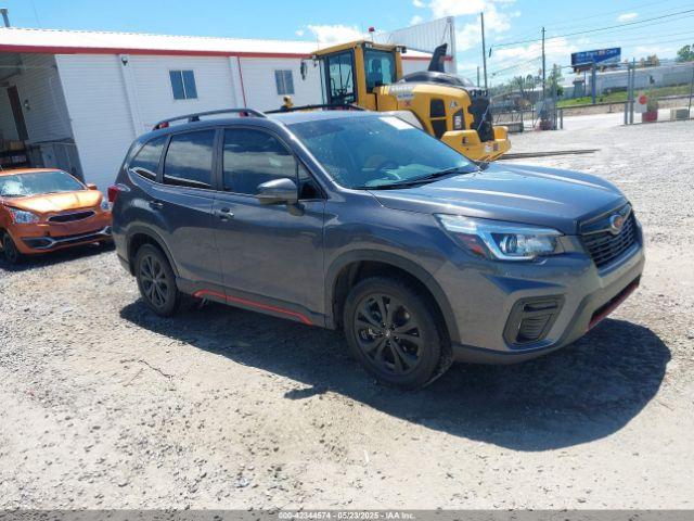  Salvage Subaru Forester