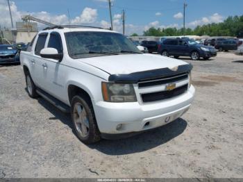  Salvage Chevrolet Avalanche 1500