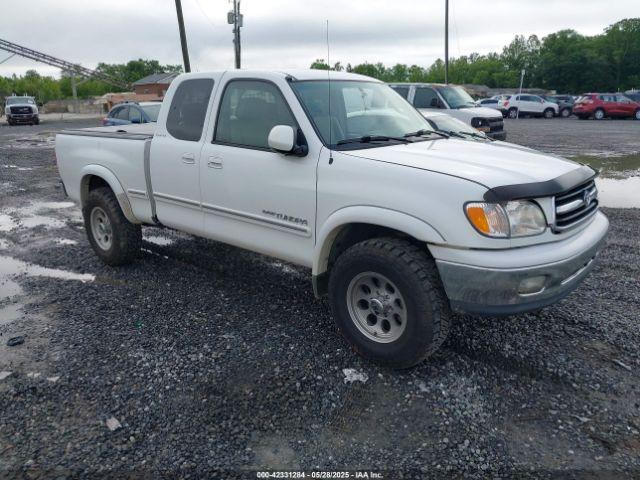  Salvage Toyota Tundra