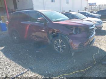  Salvage Toyota Highlander