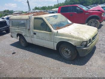  Salvage Isuzu Conventional