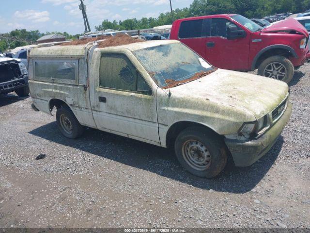  Salvage Isuzu Conventional